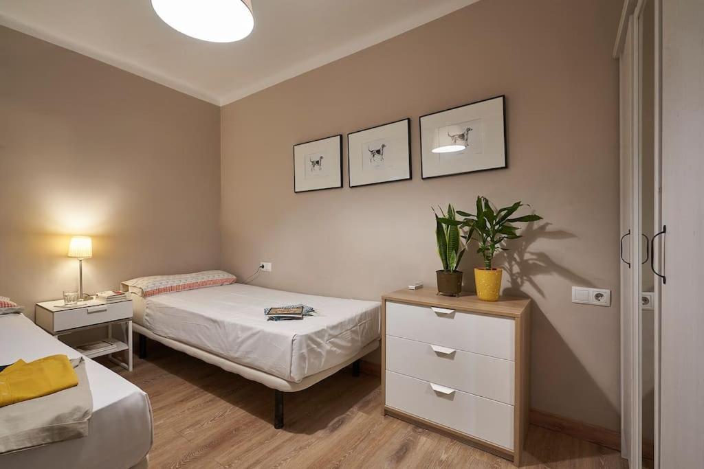 Bebarceloner Sant Andreu Apartments - 3 Bedrooms Екстер'єр фото